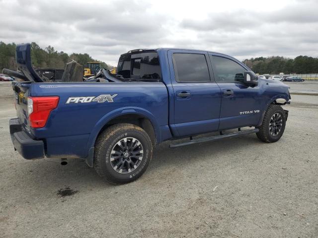  NISSAN TITAN 2018 Синий