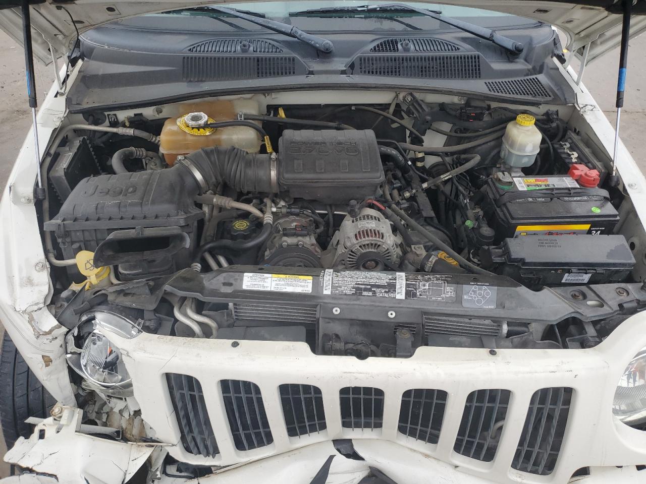2003 Jeep Liberty (North America) - Image 12