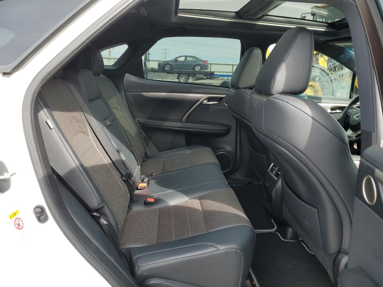 2018 Lexus RX - Image 11