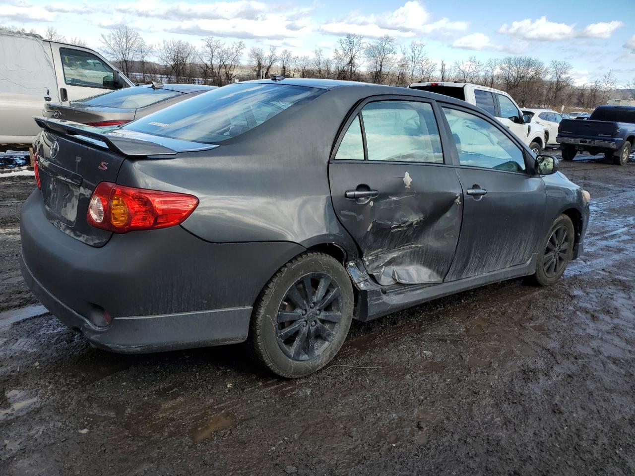 2010 Toyota Corolla - Image 3