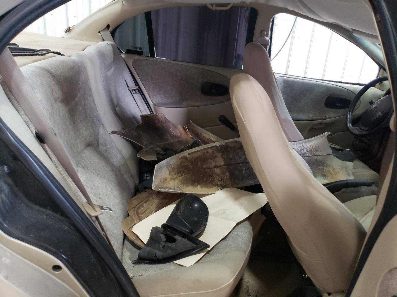 1997 Saturn SL - Image 10