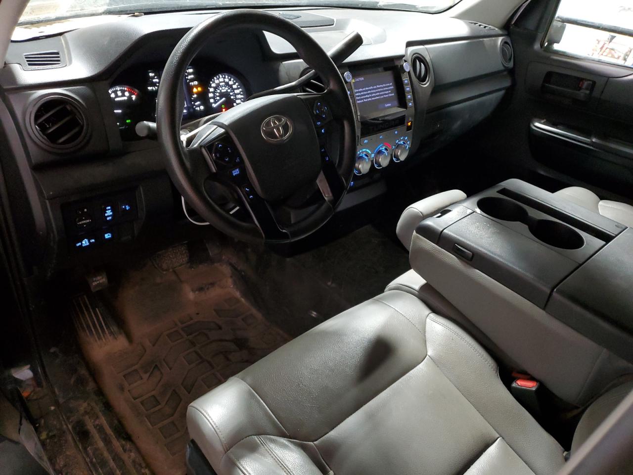 2020 Toyota Tundra - Image 8
