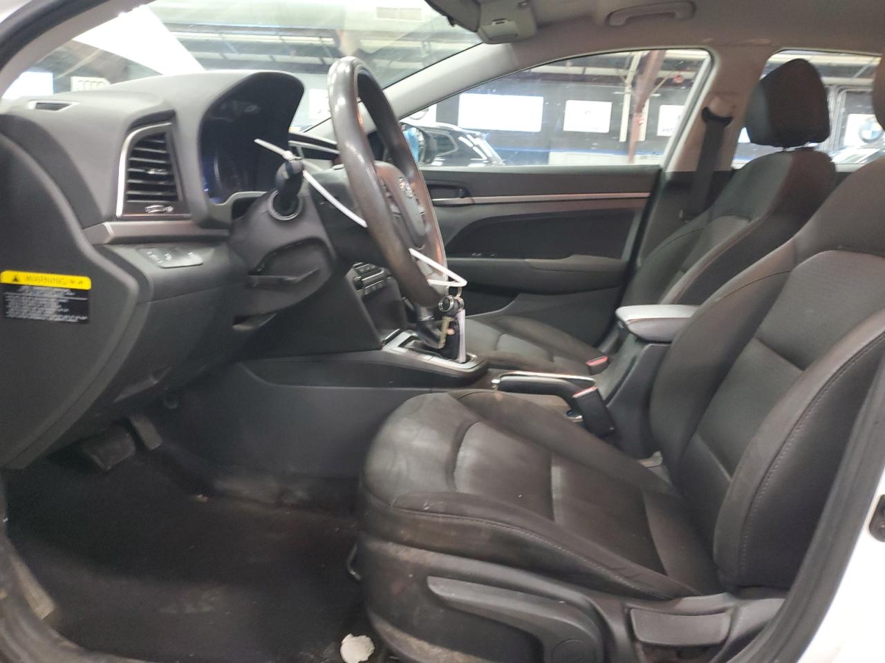 2018 Hyundai Elantra - Image 7
