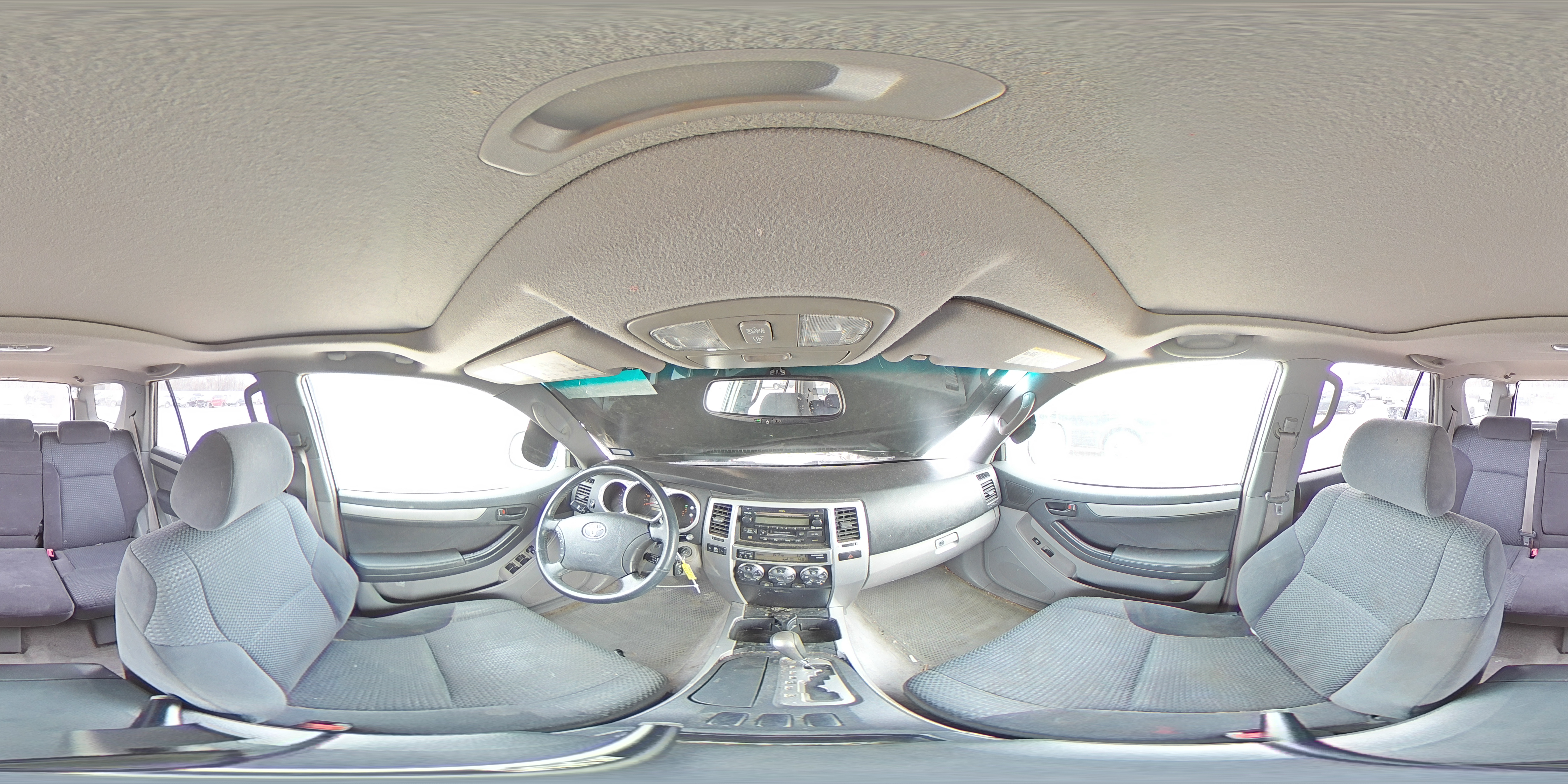 2005 Toyota 4Runner - Image 14