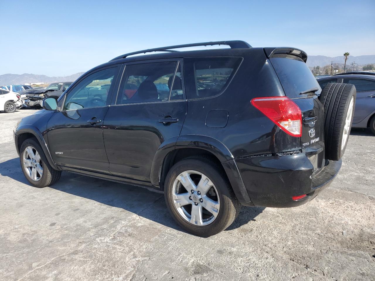 2007 Toyota RAV 4 - Image 2