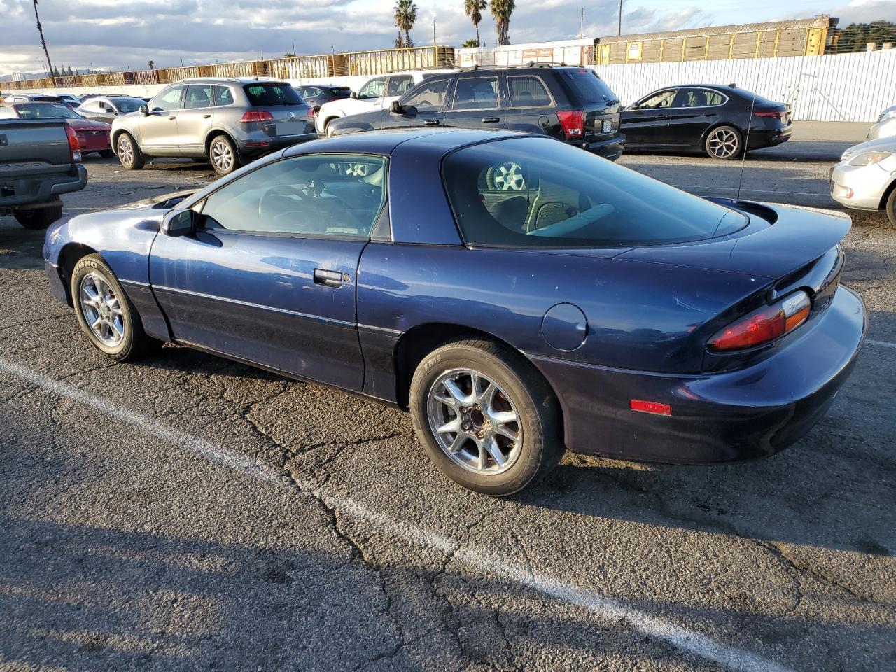 2001 Chevrolet Camaro - Image 2