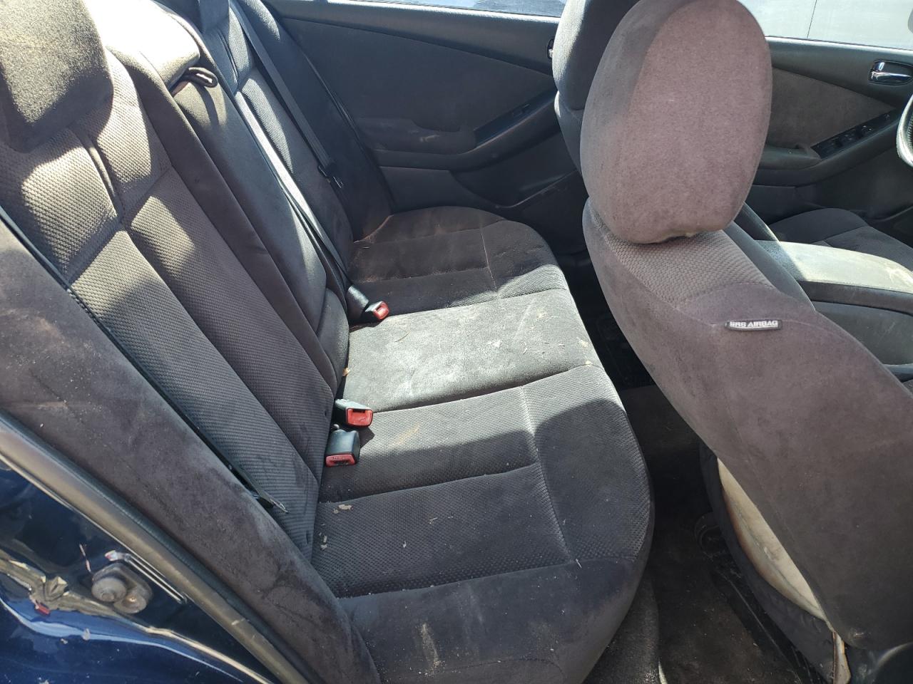 2009 Nissan Altima - Image 10