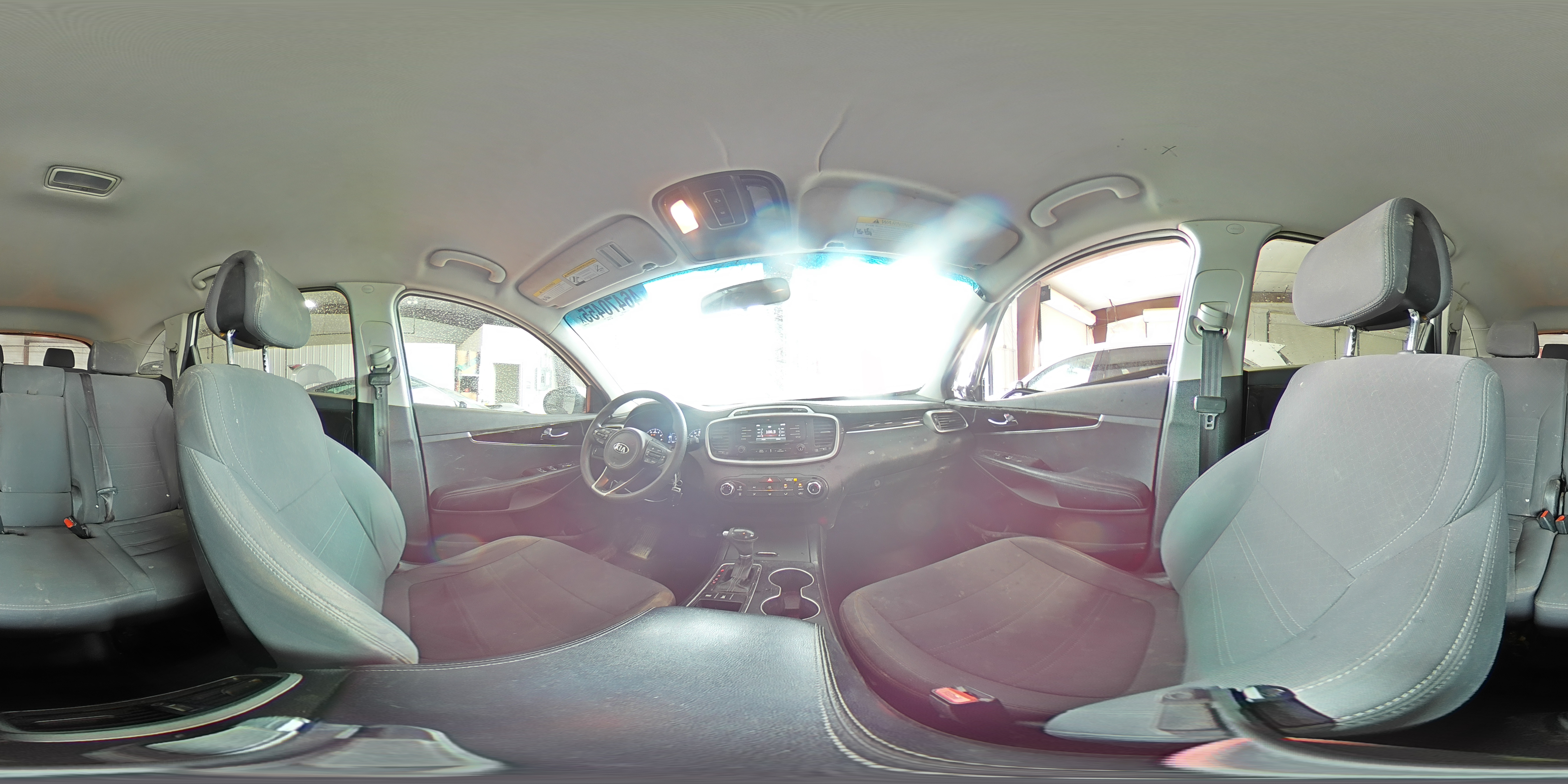 2016 Kia Sorento - Image 16