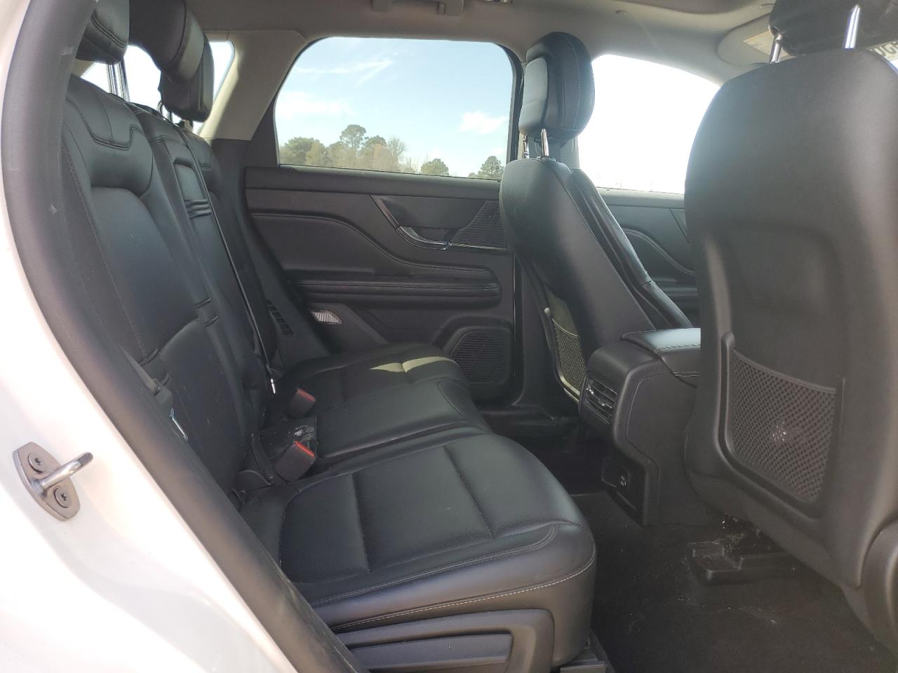 2020 Lincoln Corsair - Image 11