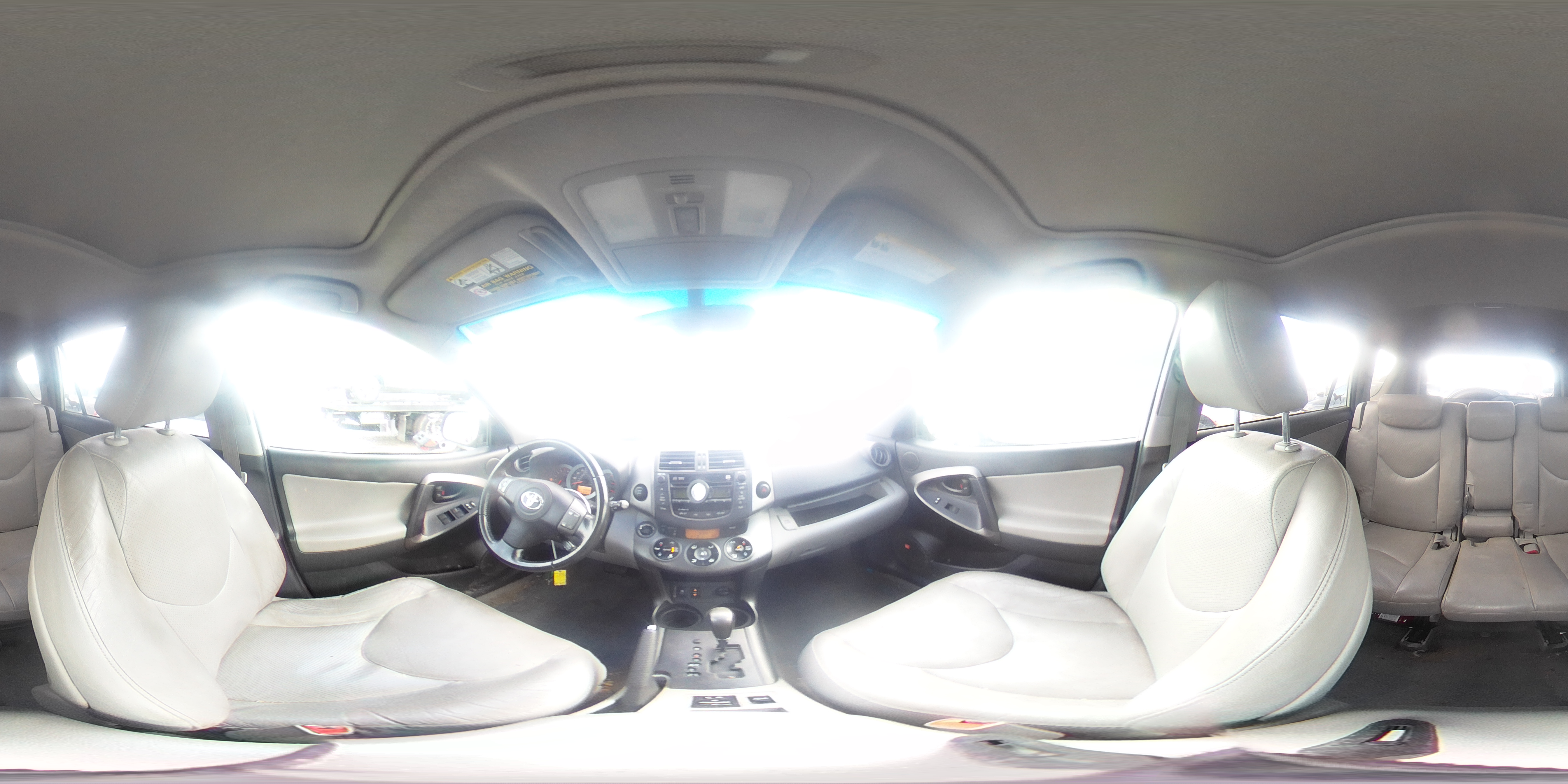 2011 Toyota RAV 4 - Image 12