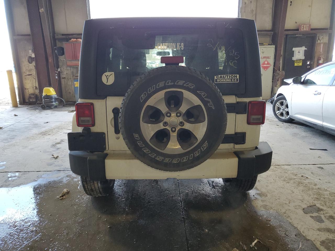 2016 Jeep Wrangler - Image 6