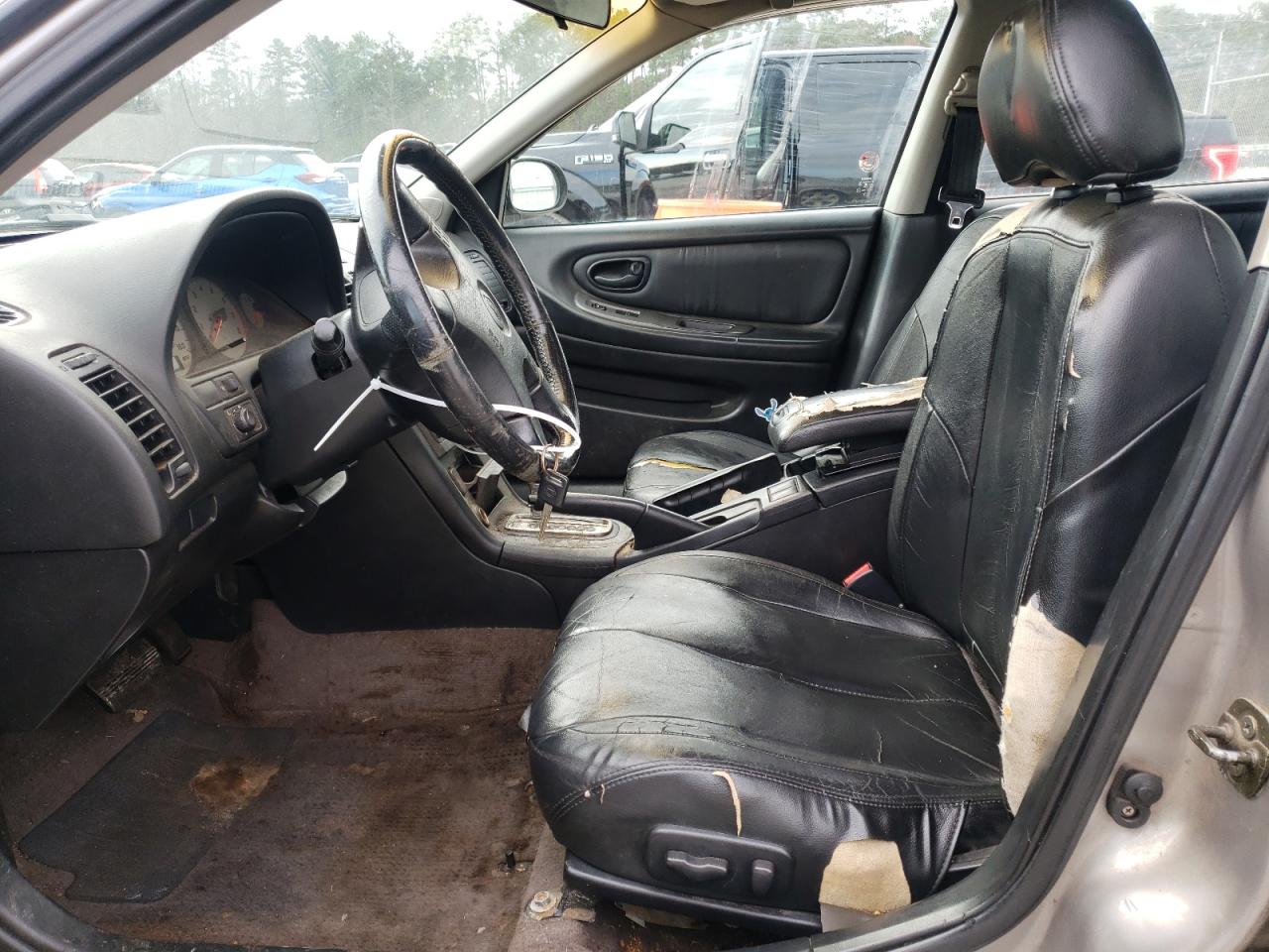 2000 Nissan Maxima - Image 7