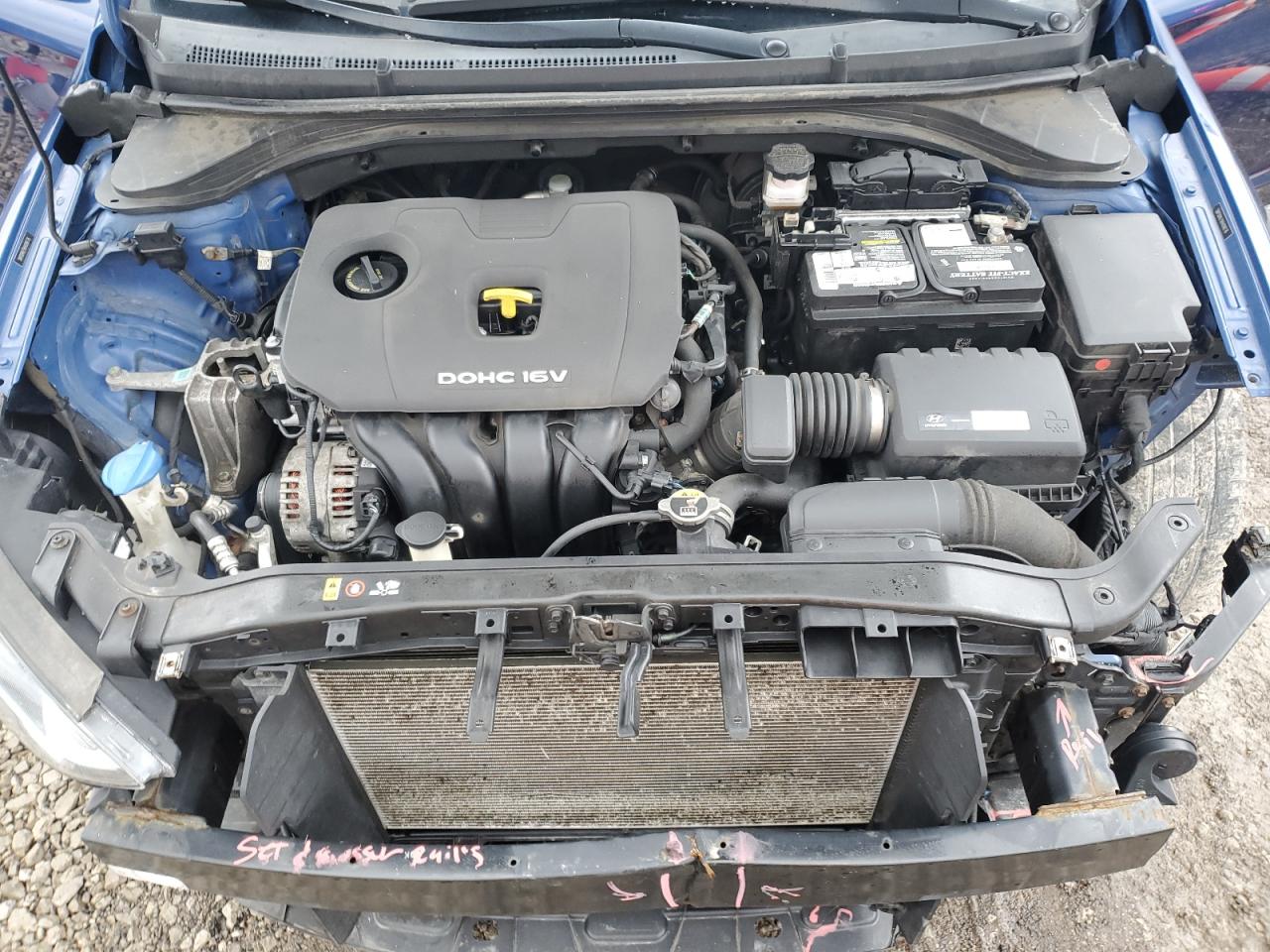 2017 Hyundai Elantra - Image 11