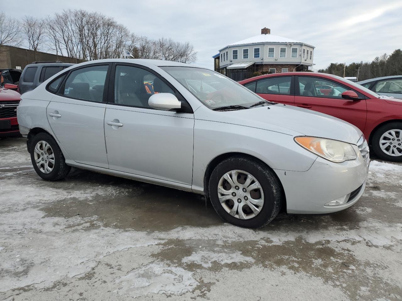 2010 Hyundai Elantra - Image 4
