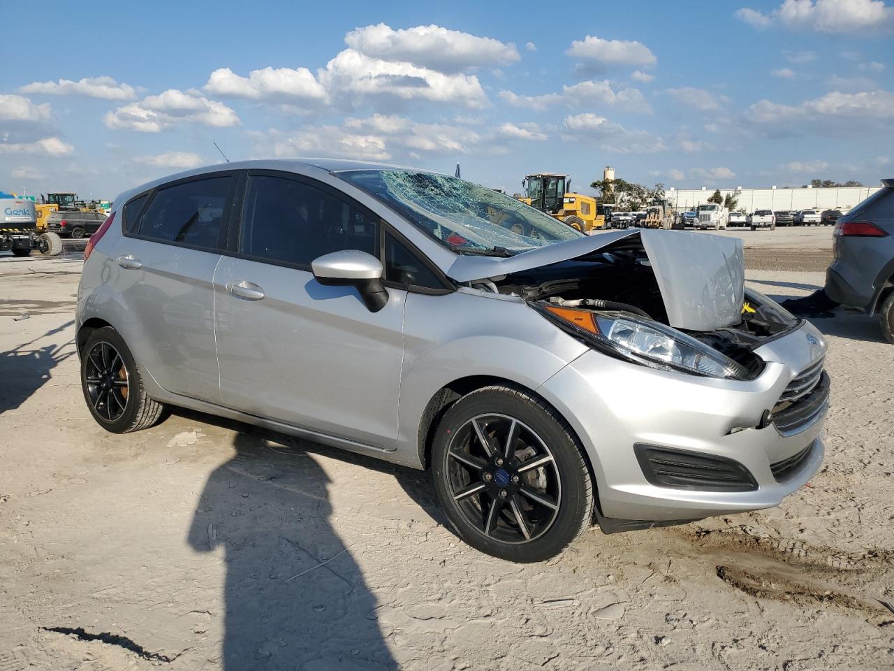 2017 Ford Fiesta - Image 4