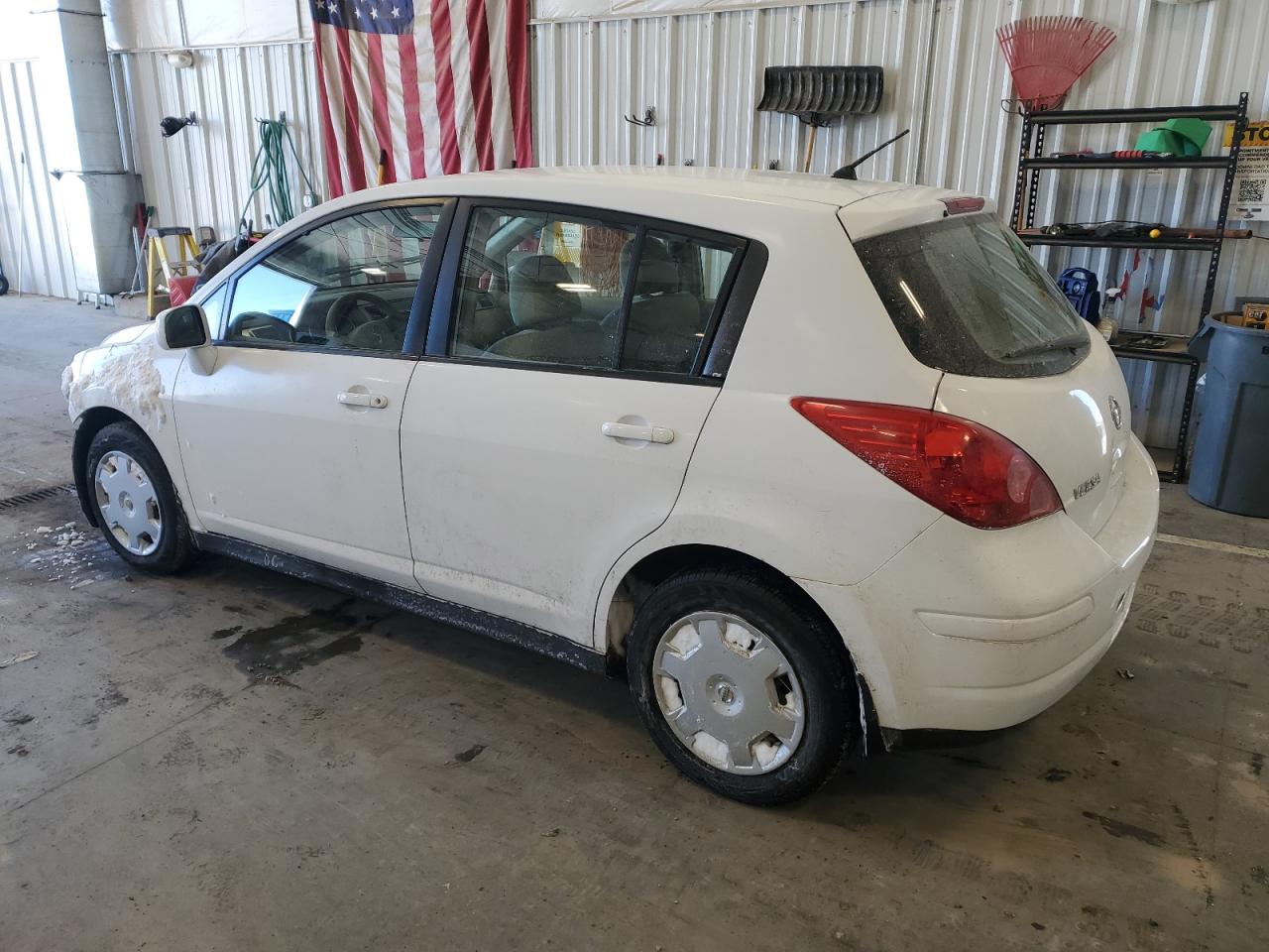 2009 Nissan Versa - Image 2