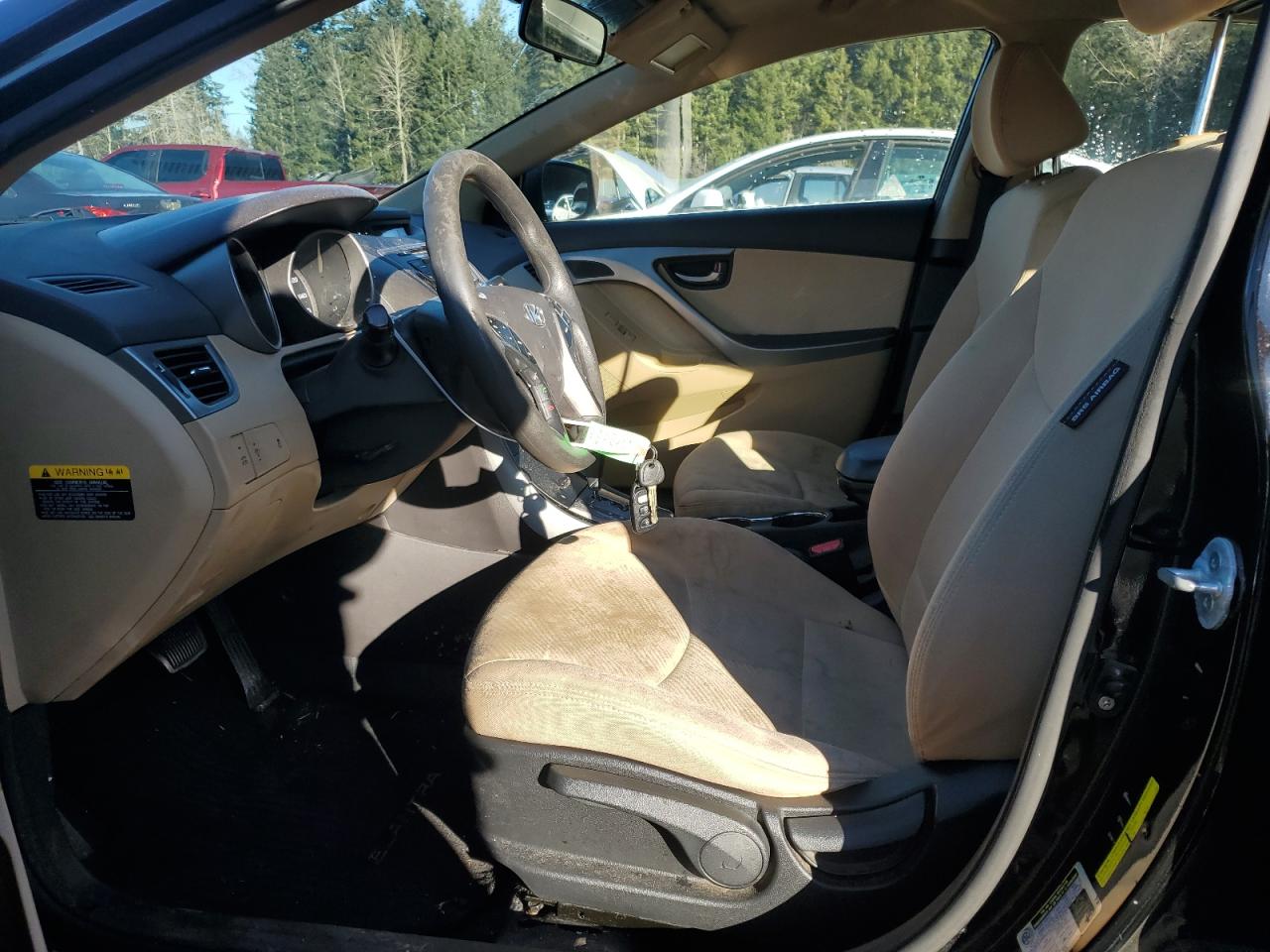 2013 Hyundai Elantra - Image 7