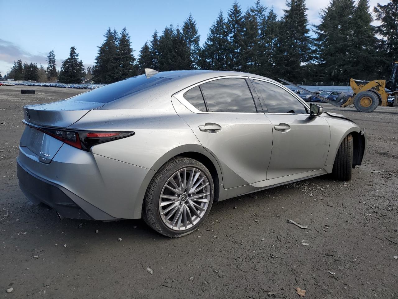 2022 Lexus IS - Image 3