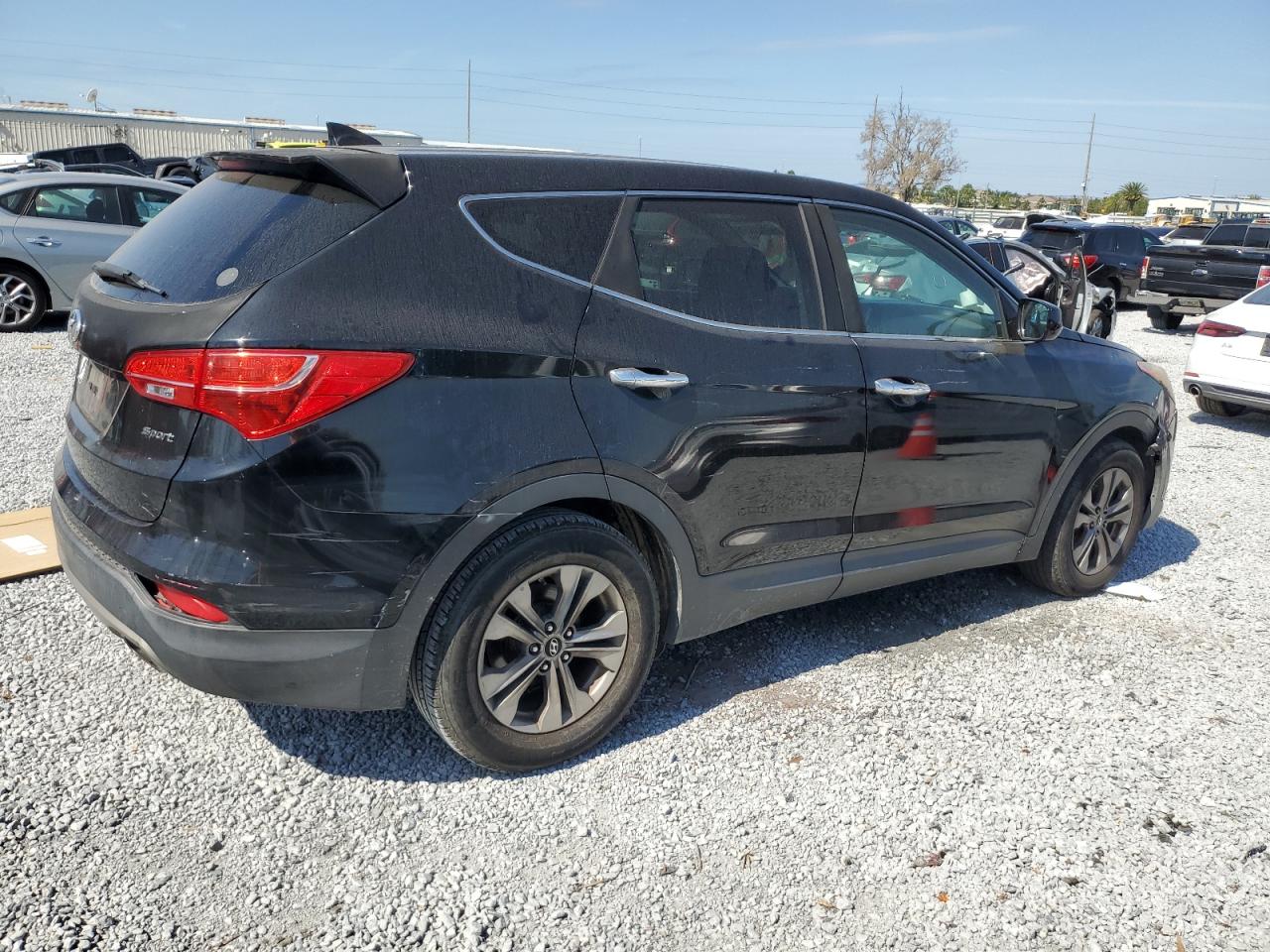 2014 Hyundai Santa Fe - Image 3