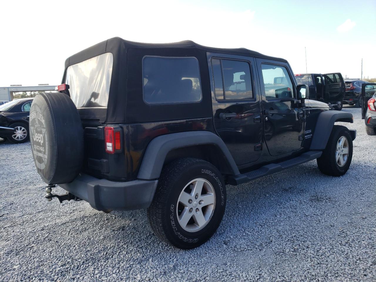 2016 Jeep Wrangler - Image 3