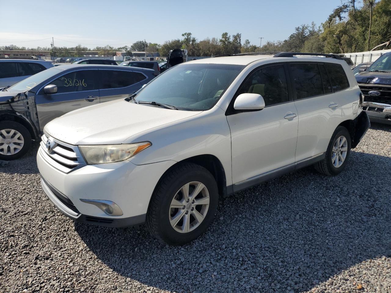 2011 Toyota Highlander - Image 1