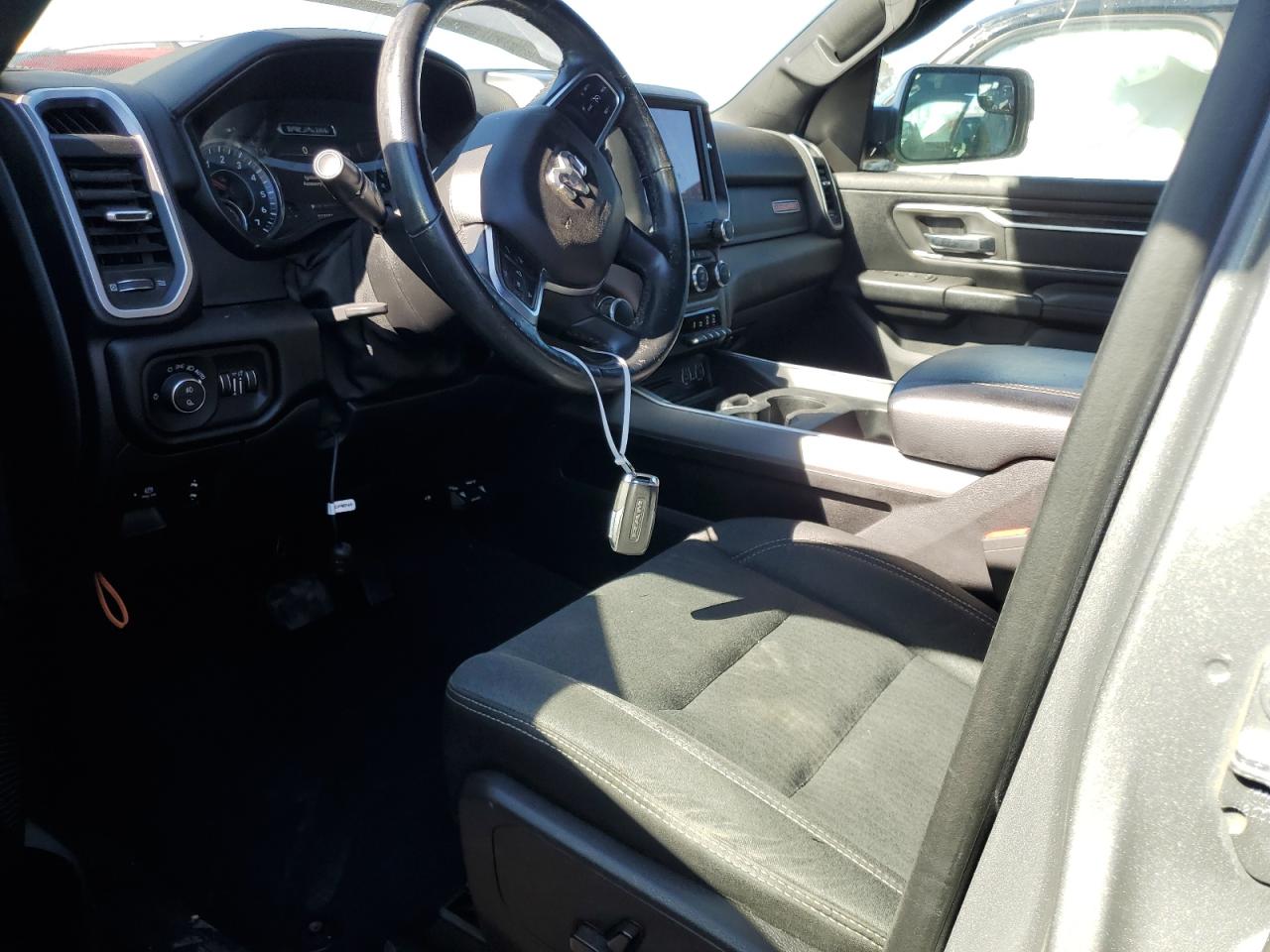 2019 RAM 1500 - Image 7