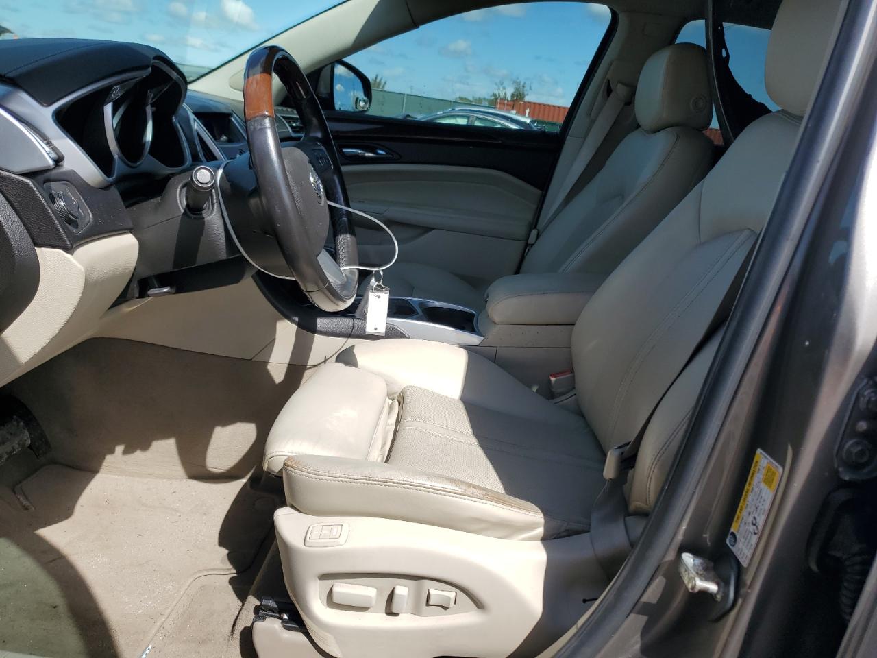 2011 Cadillac SRX - Image 7