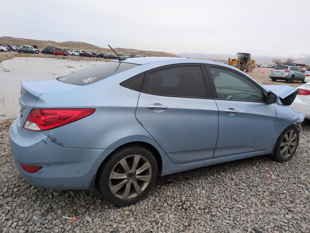 2013 Hyundai Accent - Image 3