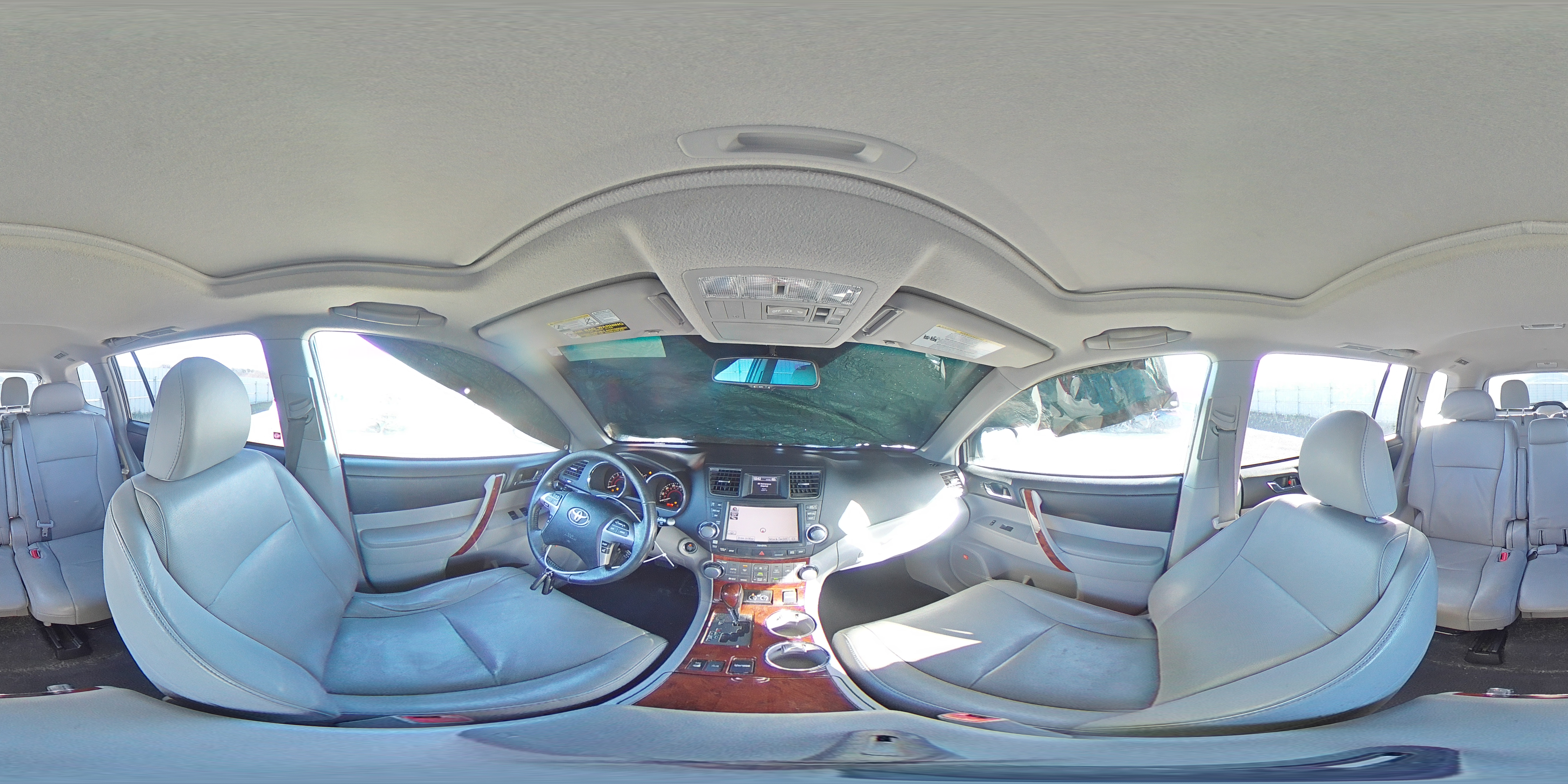 2011 Toyota Highlander - Image 13
