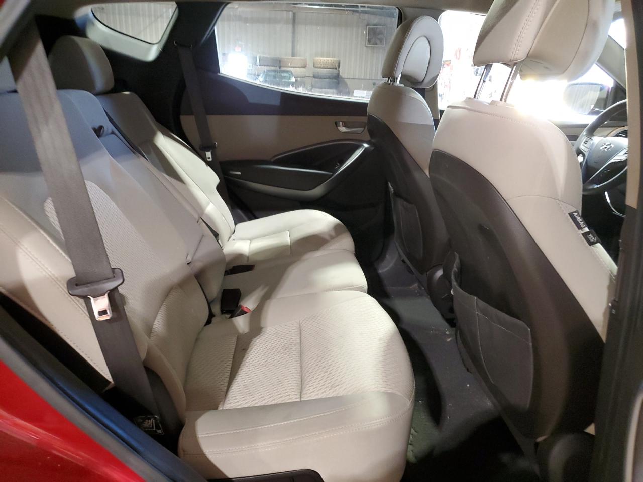 2013 Hyundai Santa Fe - Image 11
