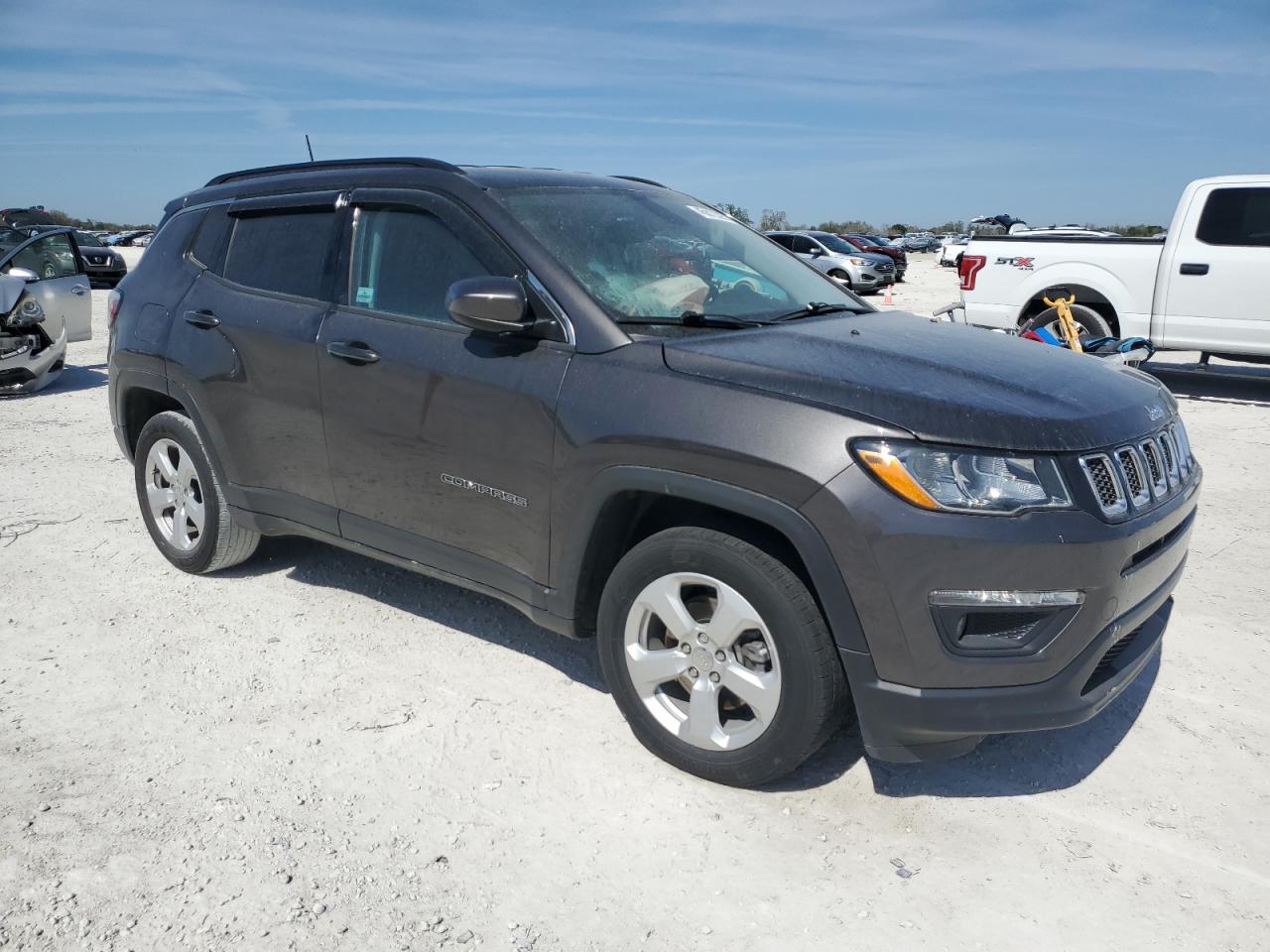 2018 Jeep Compass - Image 4