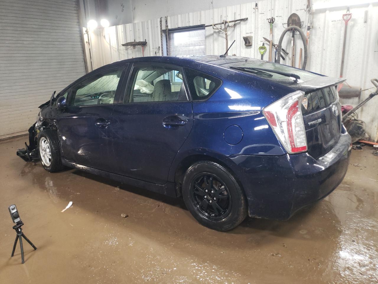 2012 Toyota Prius - Image 2