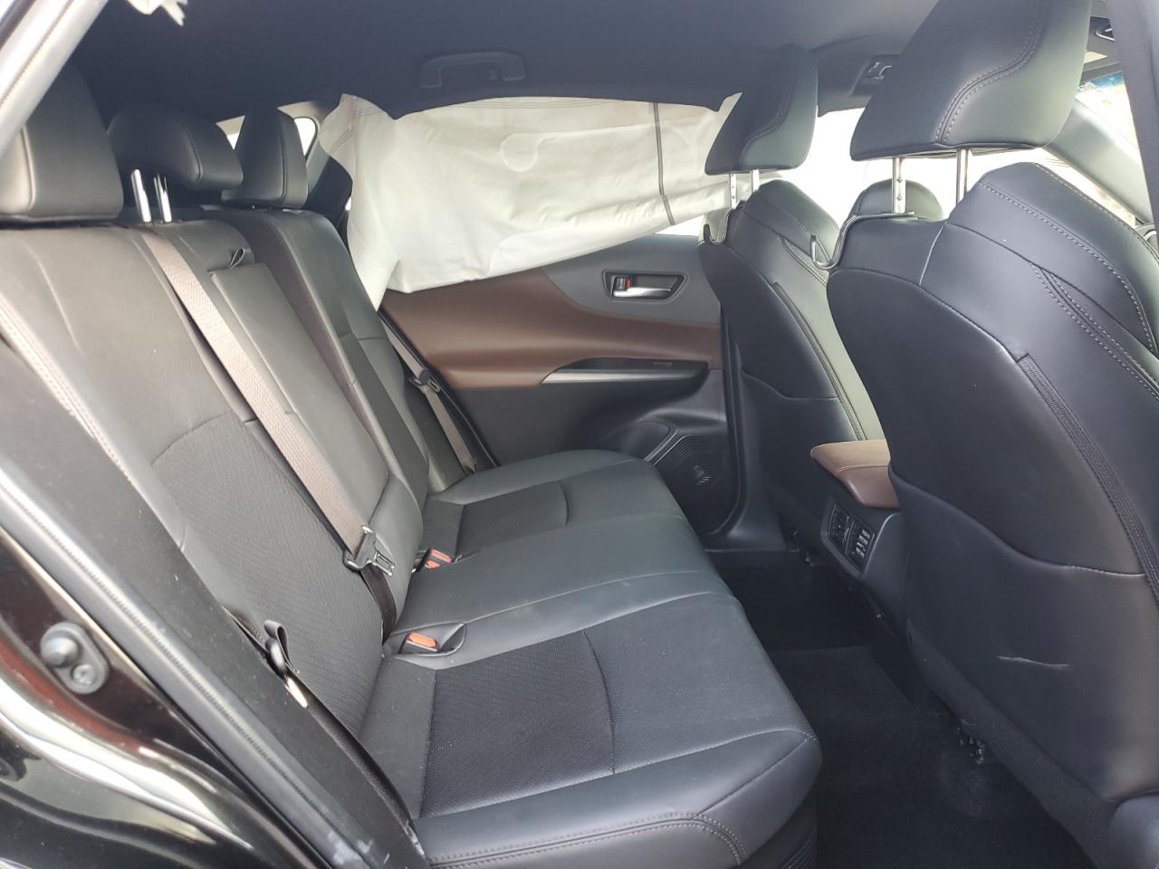 2021 Toyota Venza - Image 11