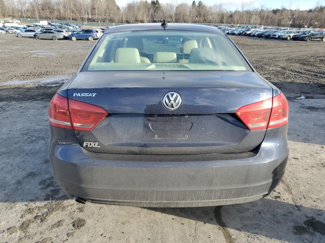 2015 Volkswagen Passat - Image 6