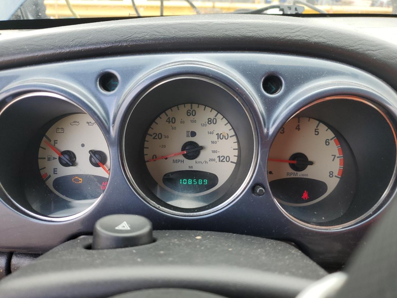 2003 Chrysler PT Cruiser - Image 9