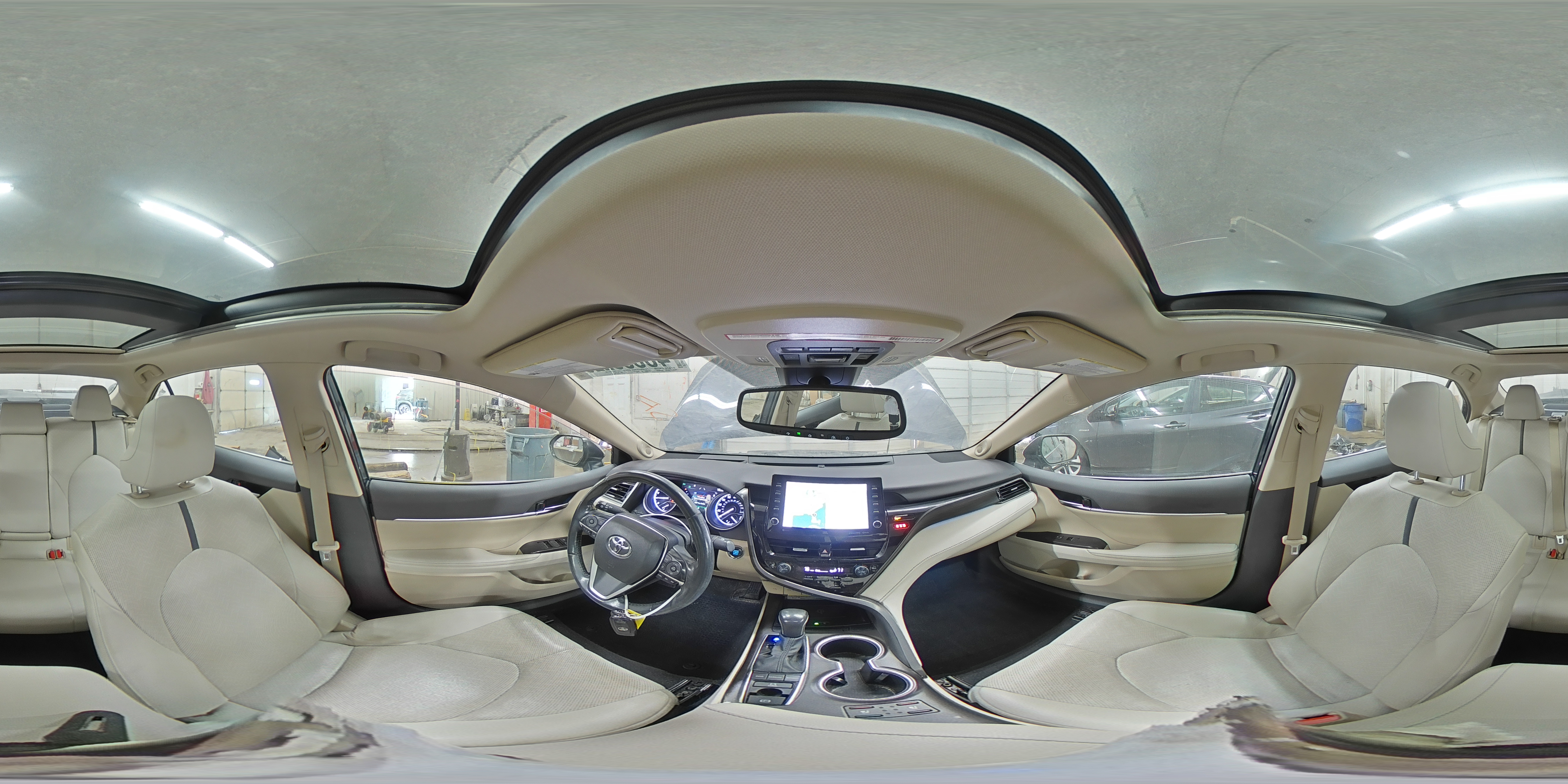2021 Toyota Camry - Image 15