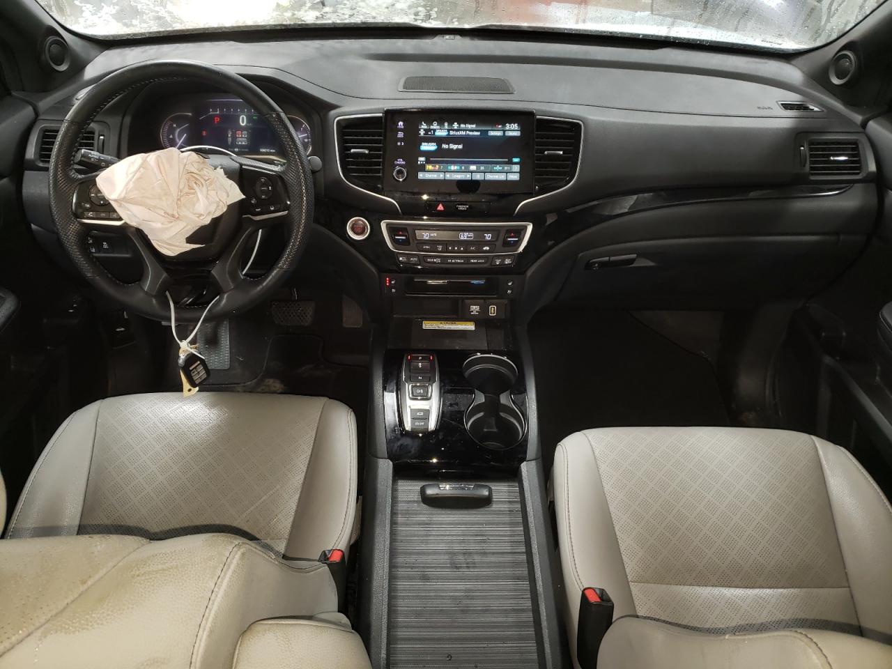 2022 Honda Passport - Image 8