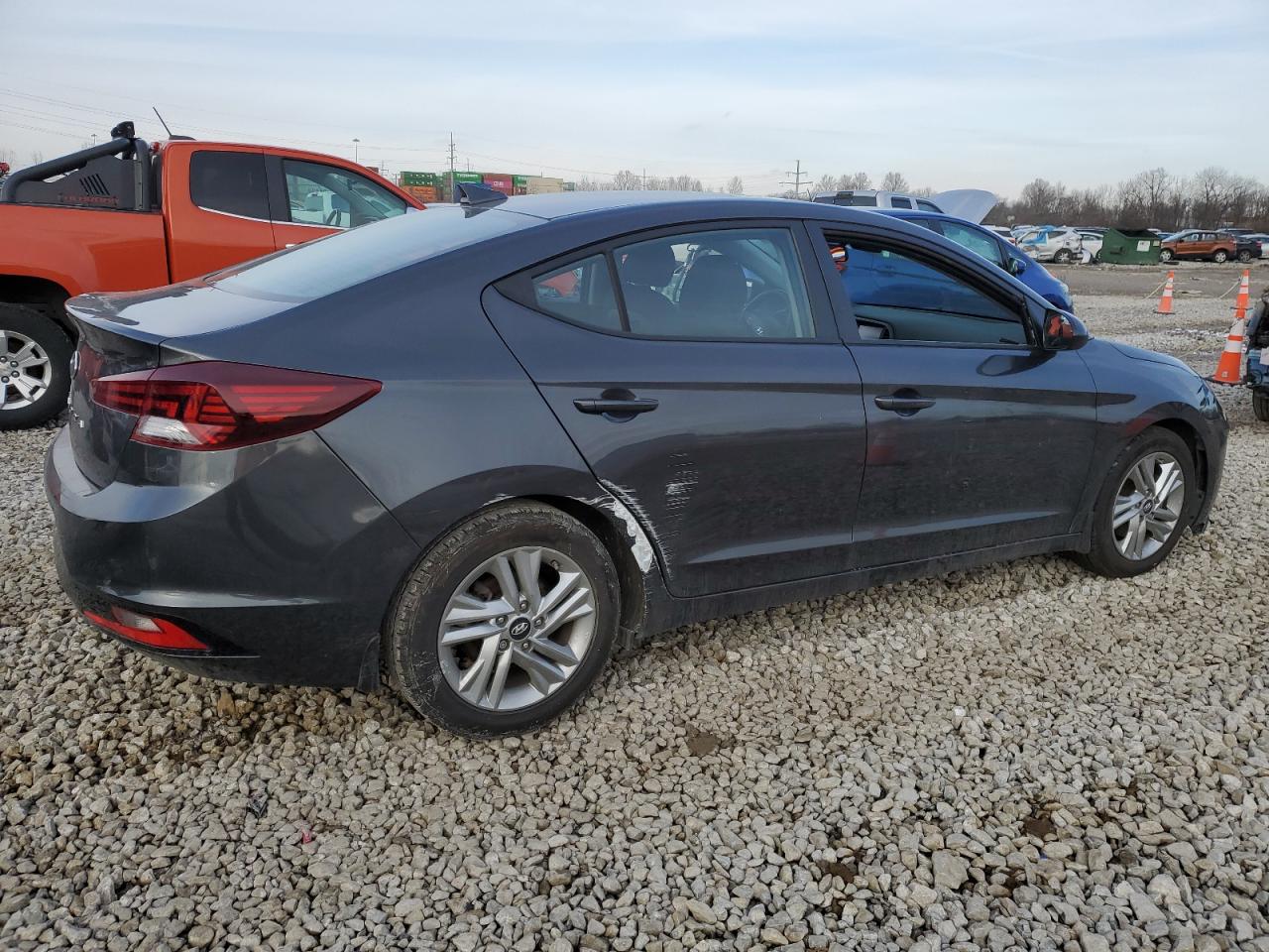 2020 Hyundai Elantra - Image 3