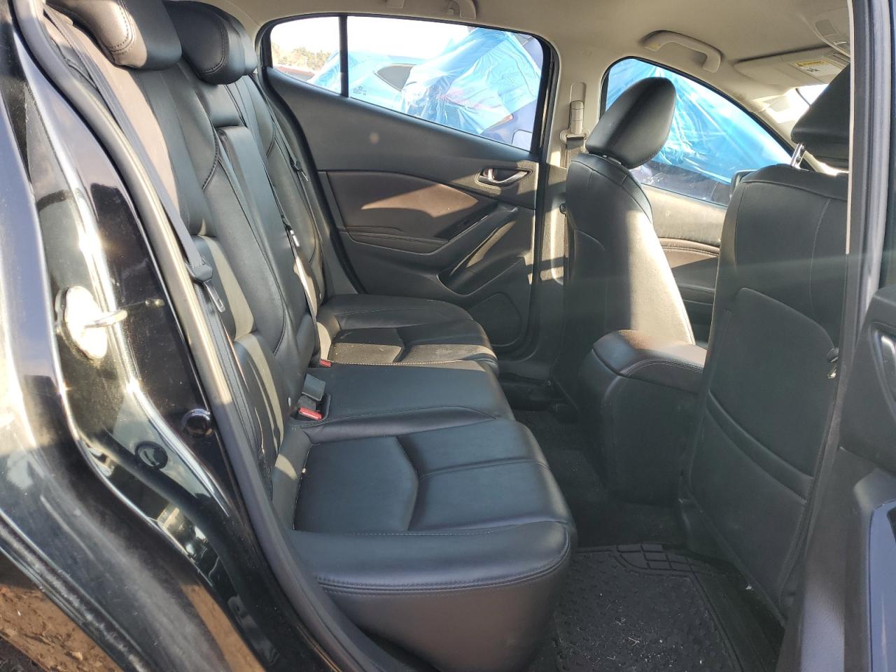 2018 Mazda 3 - Image 10