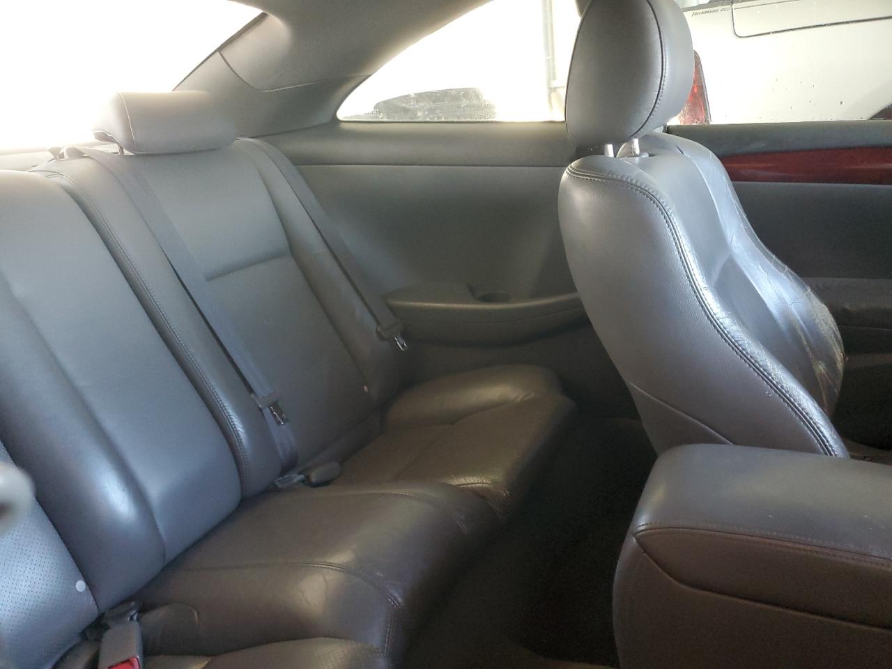 2004 Toyota Camry Solara - Image 10