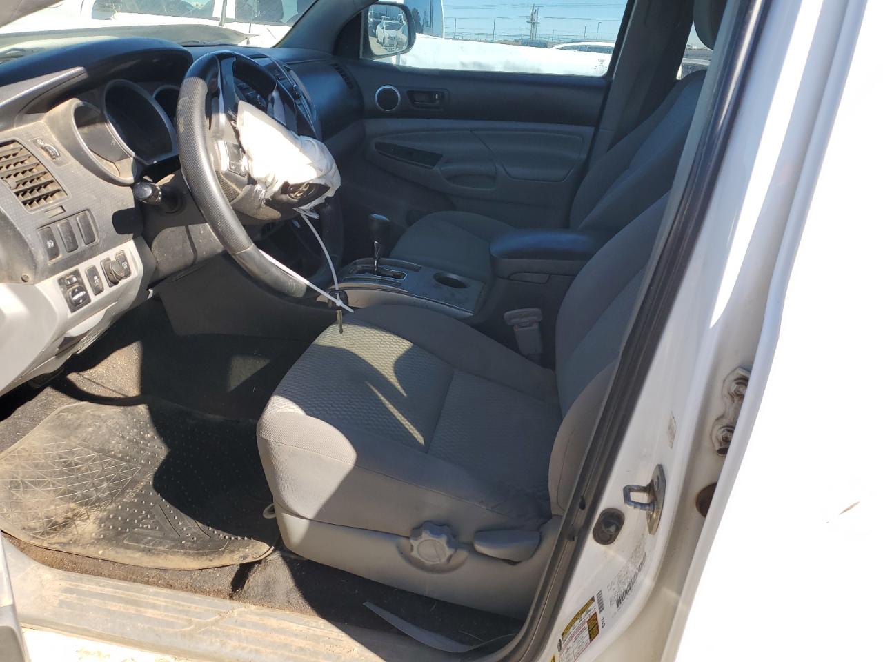 2012 Toyota Tacoma - Image 7