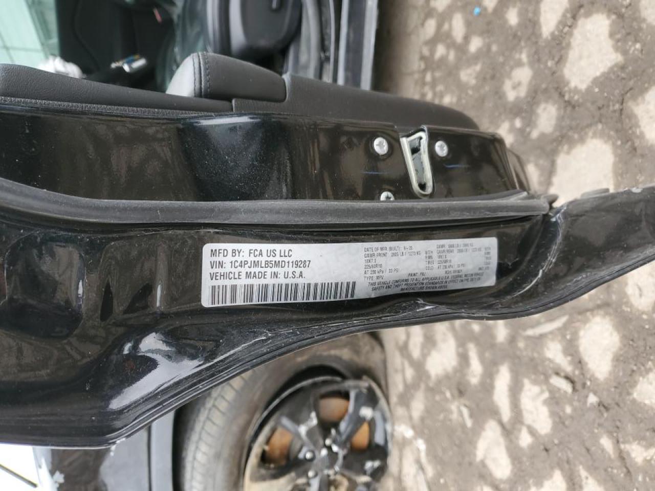 2021 Jeep Grand Cherokee - Image 16