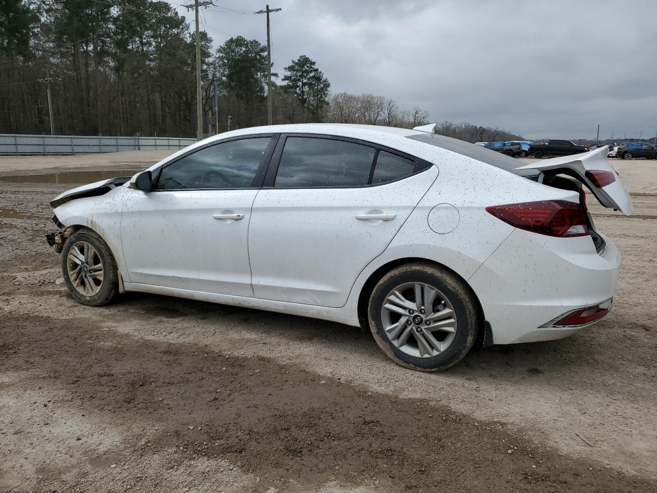 2020 Hyundai Elantra - Image 2