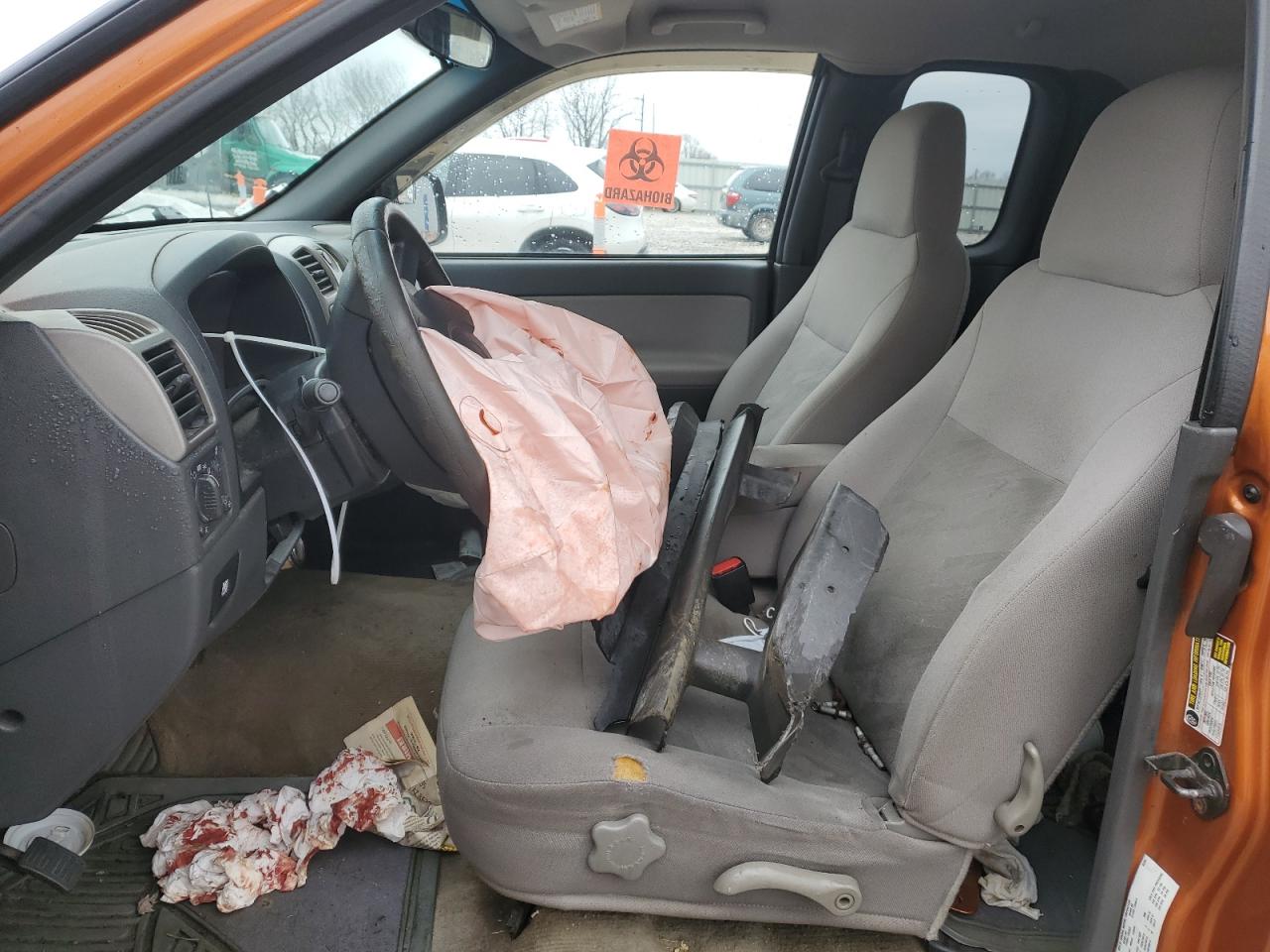 2004 Chevrolet Colorado - Image 7