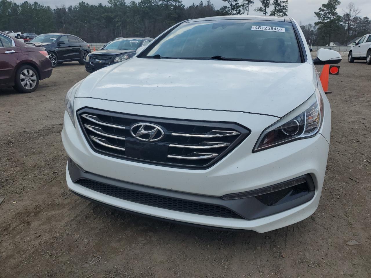 2017 Hyundai Sonata - Image 5