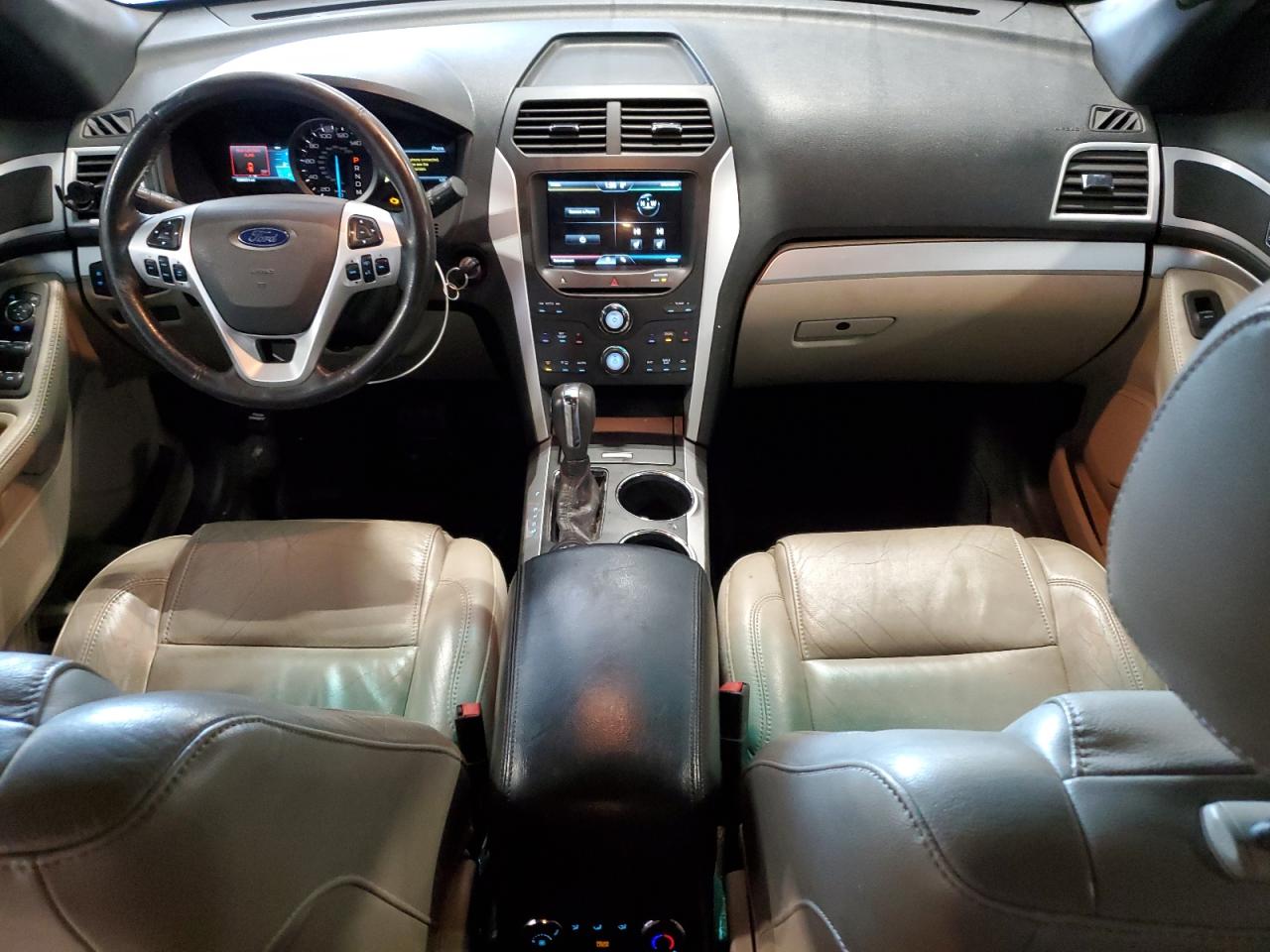 2011 Ford Explorer - Image 8