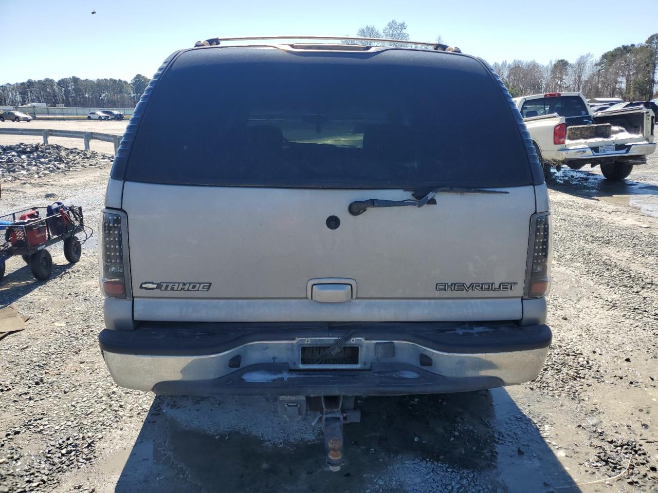 2004 Chevrolet Tahoe - Image 6