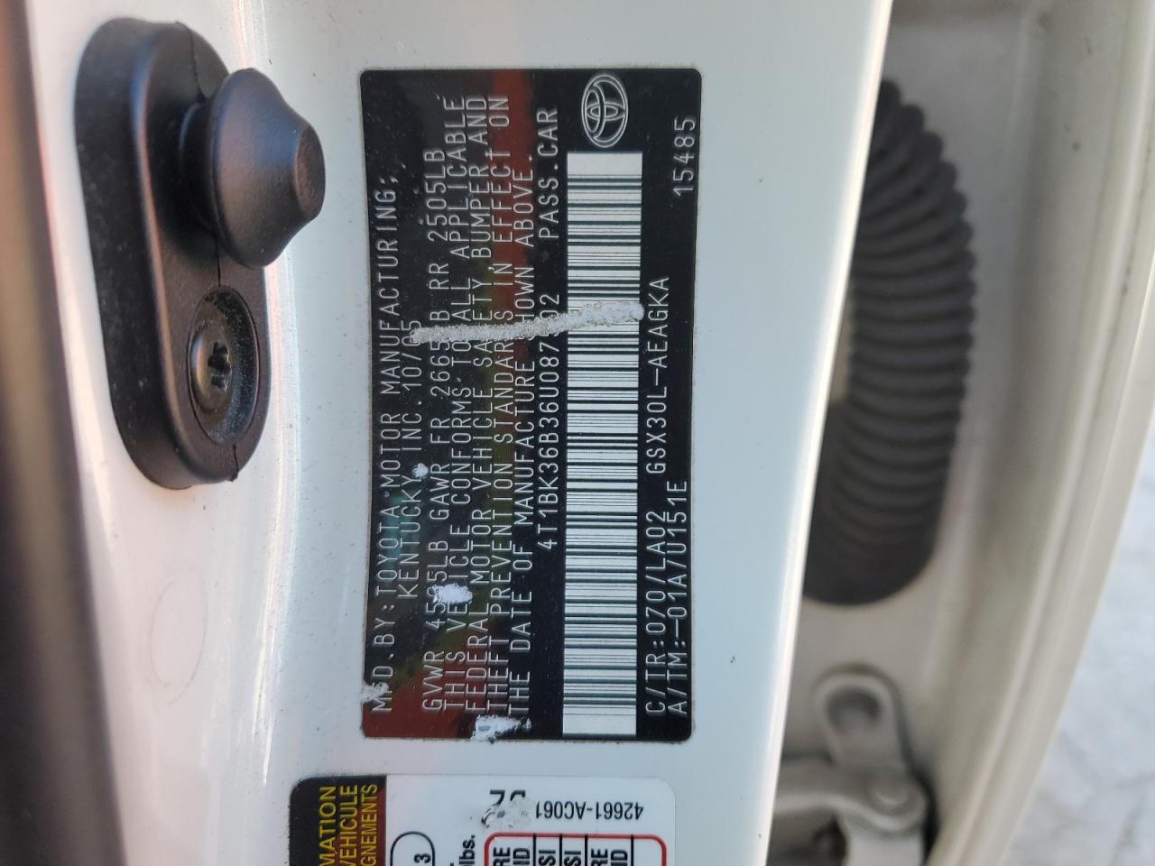 2006 Toyota Avalon - Image 14