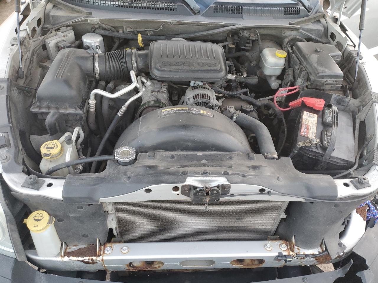 2005 Dodge Dakota - Image 11