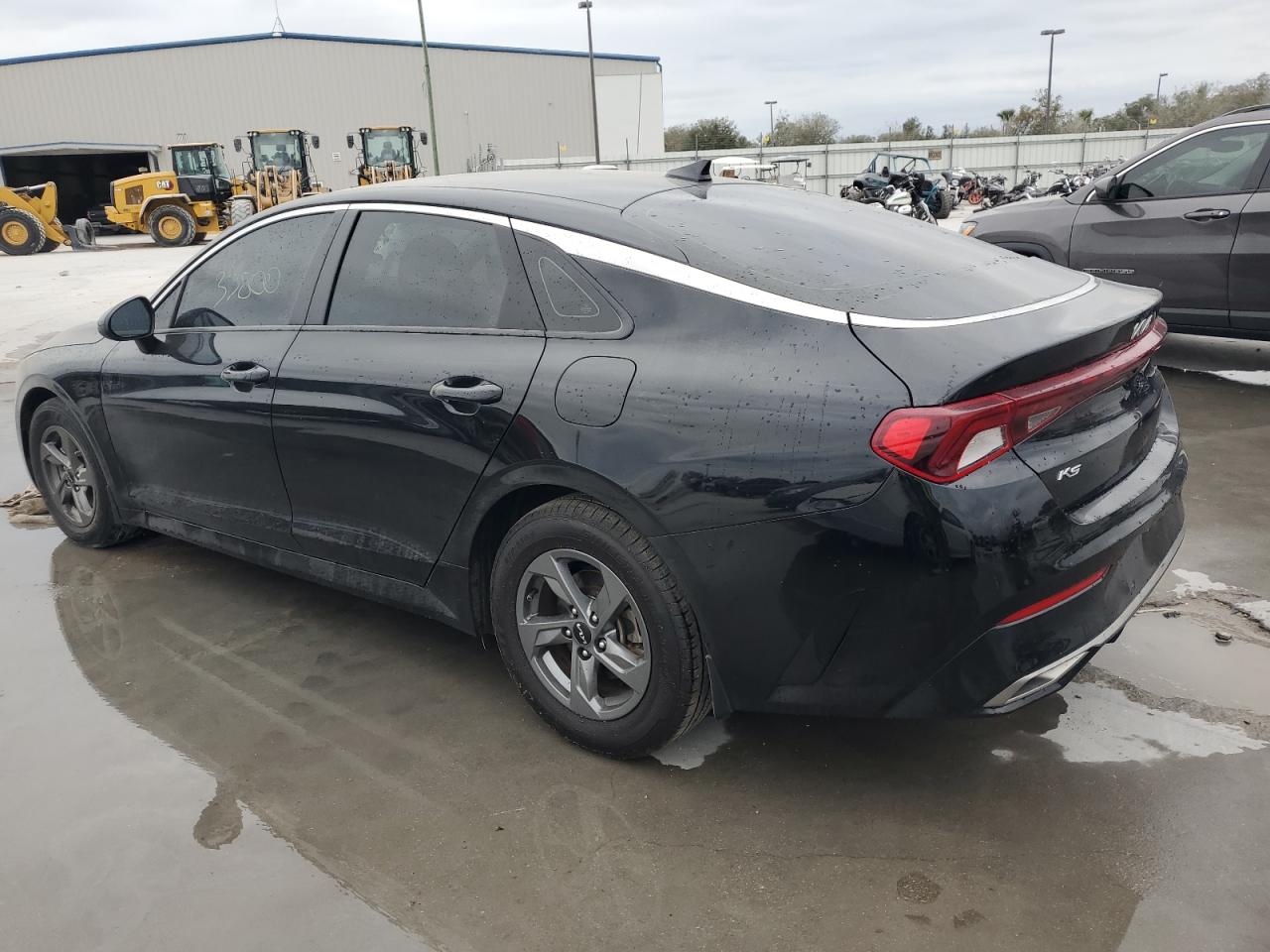 2023 Kia K5 - Image 2